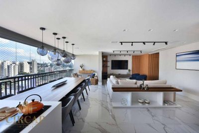 Apartamento, 3 quartos, 165 m² - Foto 1