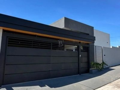 Casa, 3 quartos, 276 m² - Foto 1