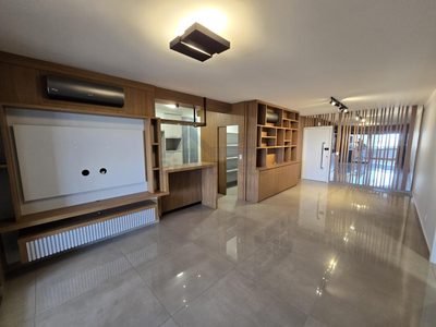 Apartamento, 3 quartos, 184 m² - Foto 2