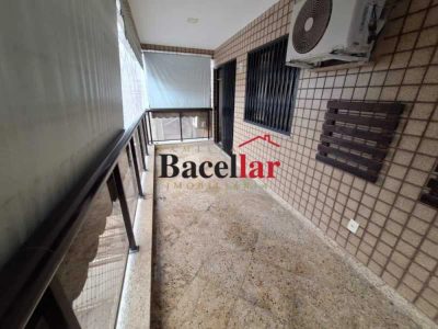 Apartamento, 3 quartos, 111 m² - Foto 1