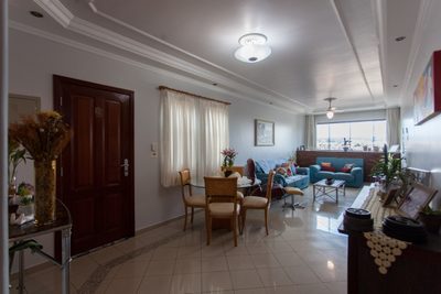 Casa, 4 quartos, 242 m² - Foto 2