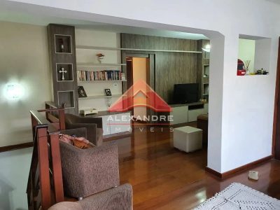 Casa, 4 quartos, 340 m² - Foto 2