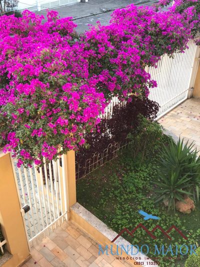 Casa, 3 quartos, 194 m² - Foto 2