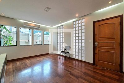 Casa, 3 quartos, 160 m² - Foto 1