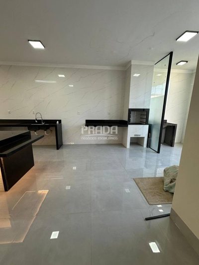 Casa, 3 quartos, 142 m² - Foto 1