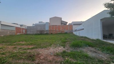 Terreno, 240 m² - Foto 2