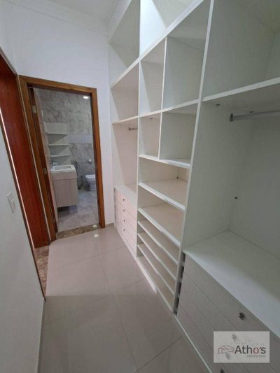 Casa, 4 quartos, 250 m² - Foto 4