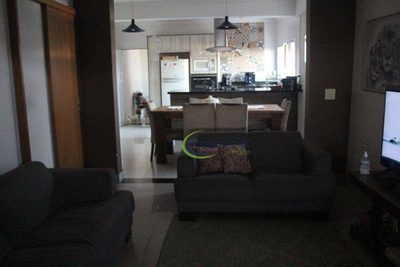 Sobrado, 3 quartos, 180 m² - Foto 1