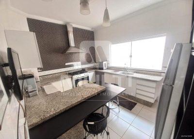Casa, 3 quartos, 200 m² - Foto 4