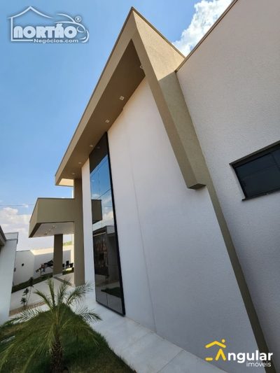 Casa, 3 quartos, 112 m² - Foto 1