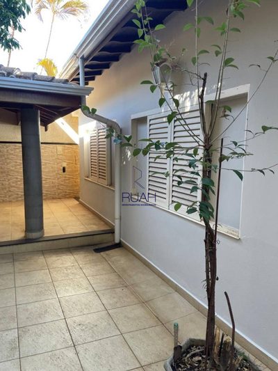 Casa, 3 quartos, 234 m² - Foto 1