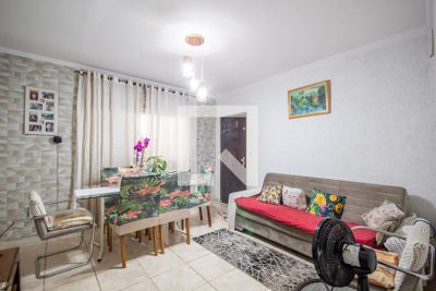 Casa, 2 quartos, 214 m² - Foto 1