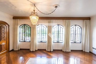 Casa, 3 quartos, 250 m² - Foto 4