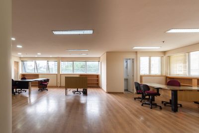 Sala-Conjunto, 210 m² - Foto 1