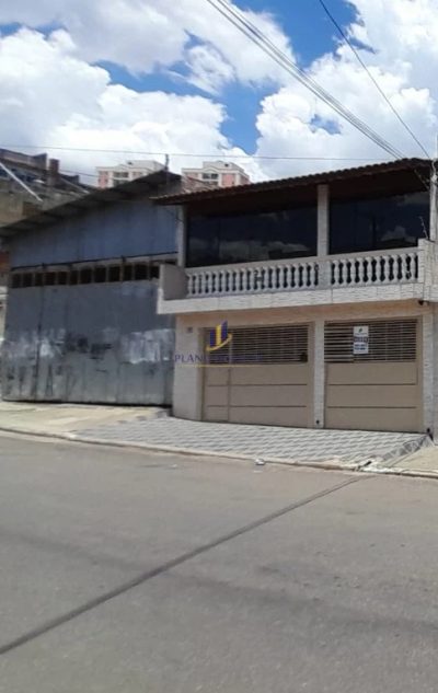 Casa, 3 quartos, 200 m² - Foto 2
