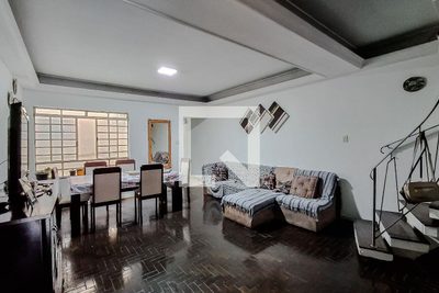 Casa, 4 quartos, 270 m² - Foto 1