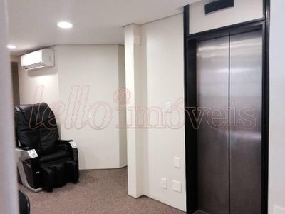Sala-Conjunto, 200 m² - Foto 1