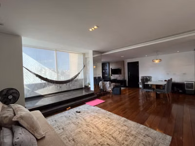 Apartamento, 3 quartos, 133 m² - Foto 1
