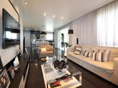Apartamento, 3 quartos, 142 m² - Foto 2