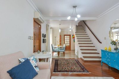 Sobrado, 3 quartos, 244 m² - Foto 1