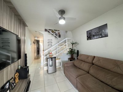 Casa, 2 quartos, 70 m² - Foto 1