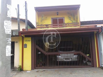 Casa, 4 quartos, 154 m² - Foto 1