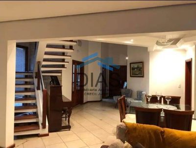 Casa, 3 quartos, 292 m² - Foto 1