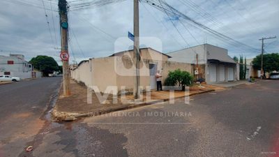 Casa, 3 quartos, 212 m² - Foto 1