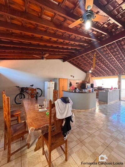 Casa, 2 quartos, 250 m² - Foto 2