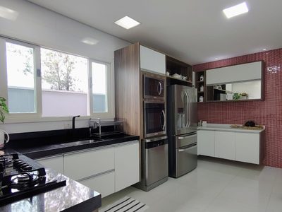 Casa, 3 quartos, 252 m² - Foto 3