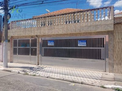 Sobrado, 4 quartos, 238 m² - Foto 1