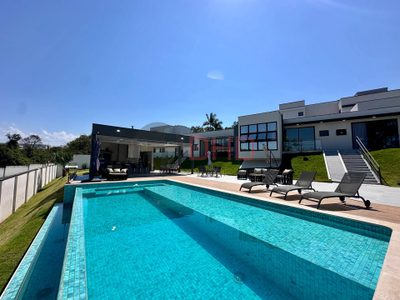 Casa, 5 quartos, 617 m² - Foto 1