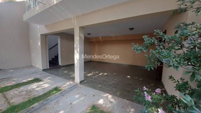 Casa, 3 quartos, 223 m² - Foto 2