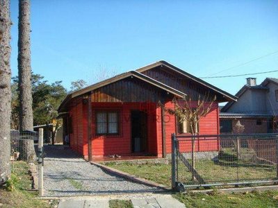 Casa, 6 quartos, 172 m² - Foto 1
