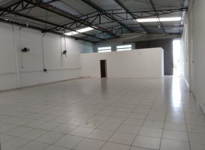 Depósito-Galpão, 330 m² - Foto 1