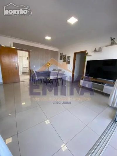 Casa, 4 quartos, 141 m² - Foto 1