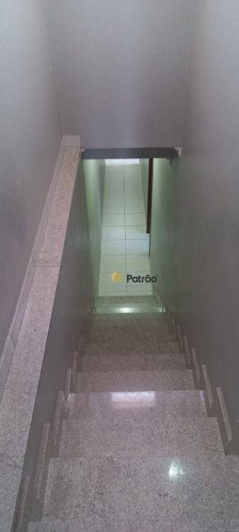 Casa, 3 quartos, 240 m² - Foto 3