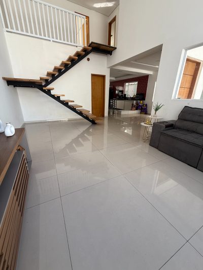 Casa, 4 quartos, 200 m² - Foto 1