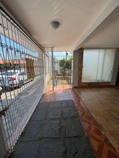 Casa, 3 quartos, 250 m² - Foto 3