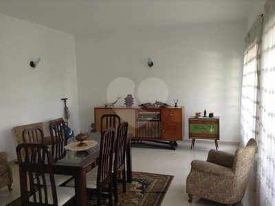 Sobrado, 3 quartos, 320 m² - Foto 1