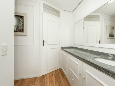 Cobertura, 3 quartos, 193 m² - Foto 4
