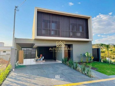 Sobrado, 3 quartos, 244 m² - Foto 1