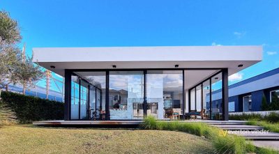 Casa, 4 quartos, 204 m² - Foto 1