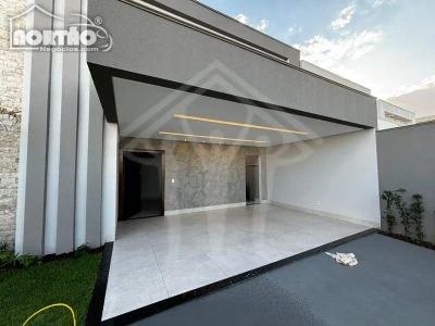 Casa, 3 quartos, 134 m² - Foto 1