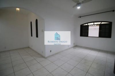 Casa, 3 quartos, 192 m² - Foto 1