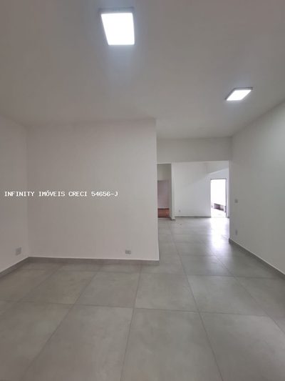Casa, 4 quartos, 160 m² - Foto 4