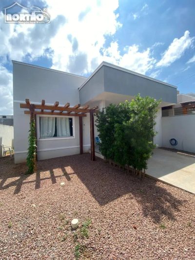 Casa, 3 quartos, 85 m² - Foto 2