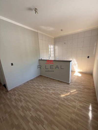 Casa, 2 quartos, 40 m² - Foto 2