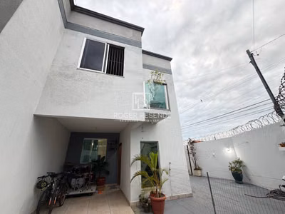 Casa, 3 quartos, 110 m² - Foto 1