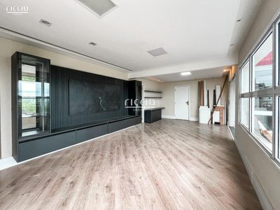 Cobertura, 4 quartos, 242 m² - Foto 2